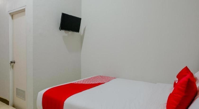 โอโย 1475 อูมะฮ์ ชวา มิลี เรสซิเดนซ์ Hotel เจมเบอร์ ภายนอก รูปภาพ
